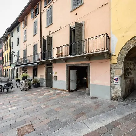 Апартаменты Gewiss Stadium Luxury With Terrace Бергамо